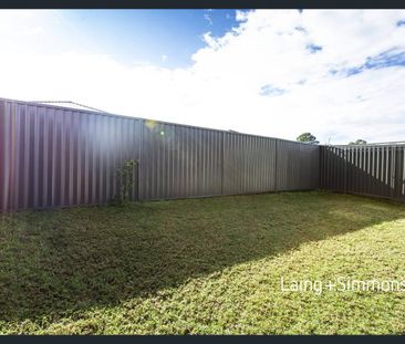 Spacious Family Living in the Heart of Jordan Springs! - Photo 6