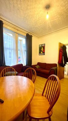 4 bedroom house to rent - Photo 1