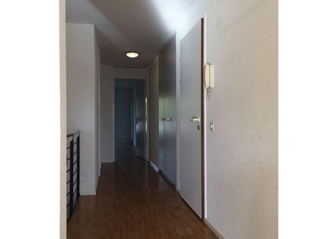 Sonnige 4.5-Zimmerwohnung im Parterre wartet auf Sie! - Foto 5