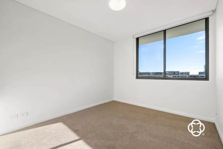 501/8 Marine Parade, 2127, Wentworth Point Nsw - Photo 2