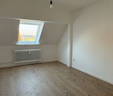 Erstbezug nach Renovierung – Helle 3-Zimmer-Wohnung im westlichen R... - Foto 3