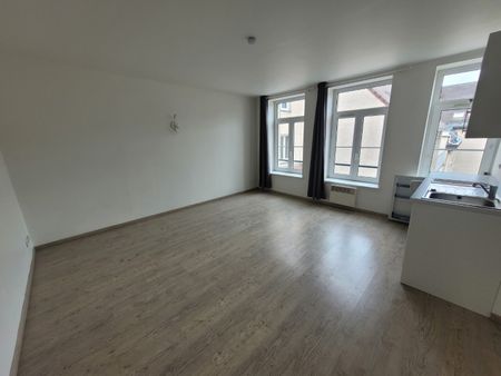 Location Appartement 1 pièce 29m² LILLE 59000 - Photo 5