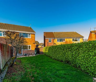 2 bedroom semi-detached house to rent - Photo 4