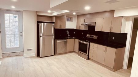 For Lease - 444 Grindstone Trail, Oakville, Ontario - Photo 5