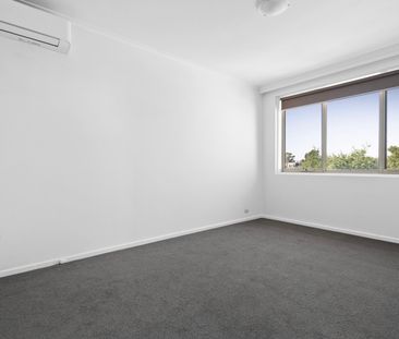 11/27 Griffiths Street, Richmond VIC 3121 - Apartment For Rent | Do... - Photo 4