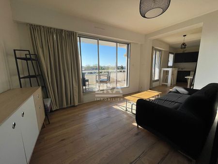 ORLEANS - QUARTIER DUNOIS - Studio meublé avec terrasse 36 m2 - chauff. et eaux inclus - Photo 3