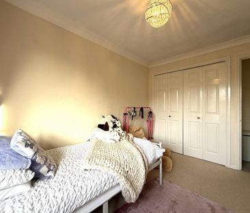 3 bedroom detached house to rent - Photo 6