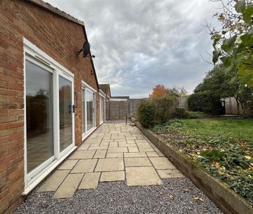 3 bedroom bungalow to rent - Photo 5