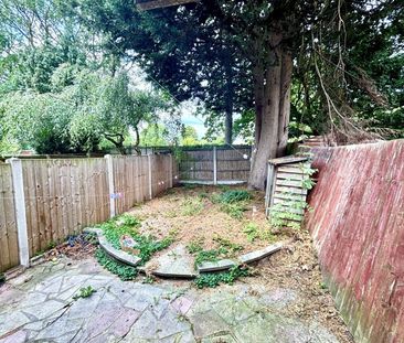 EttrickDrive, Sinfin, DERBY - Photo 5