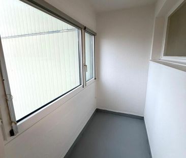 Renovated apartment - Photo 4