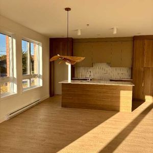 IMMEUBLE 55 ans et plus - 4 1/2 STATIONNEMENT INTÉRIEUR - ASCENSEUR - Photo 2