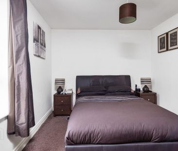 15 Lady Wallace Crescent, Lisburn, BT28 3GP - Photo 6