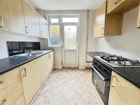 3 bedroom terraced to rent Purcell Road, CV6 - Photo 4