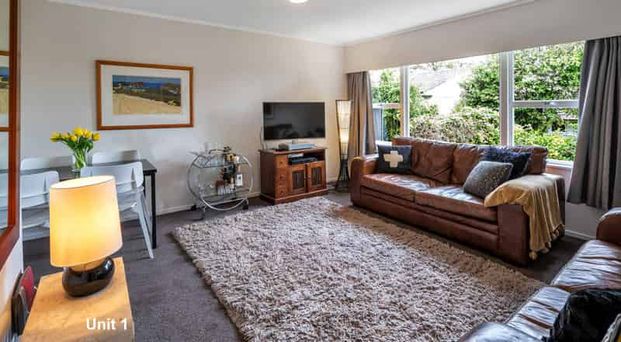 2-BEDROOM IN BUCKLANDS BEACH - Photo 1