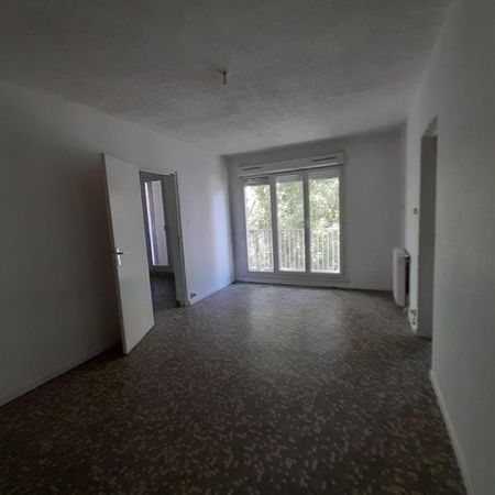 T3-3 RUE DU 140E R.I.A. 38100 GRENOBLE - Photo 4