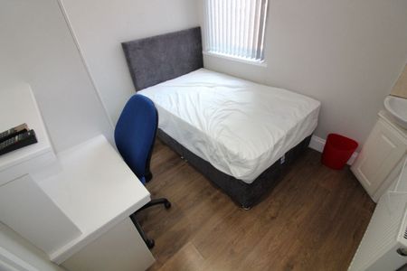 Elmsley Street, PRESTON, Lancashire PR1 7XE - Photo 3