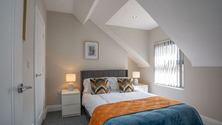 Apt 6, 19 Camden Street, Belfast BT9 6AT - Photo 3