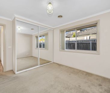 28 Bluestone Gardens, Jerrabomberra - Photo 2