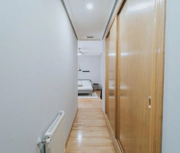 Calle Mayor, Madrid, Community of Madrid 28013 - Photo 6