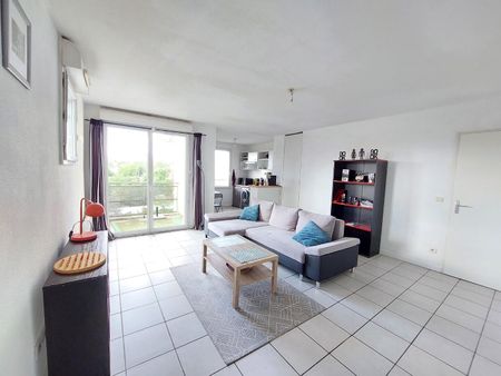 location Appartement T2 DE 51.51m² À BEGLES - Photo 3