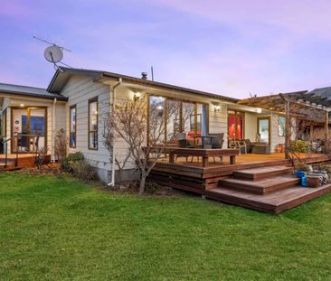 Comfort, Character & Classic Wanaka Charm - Photo 2