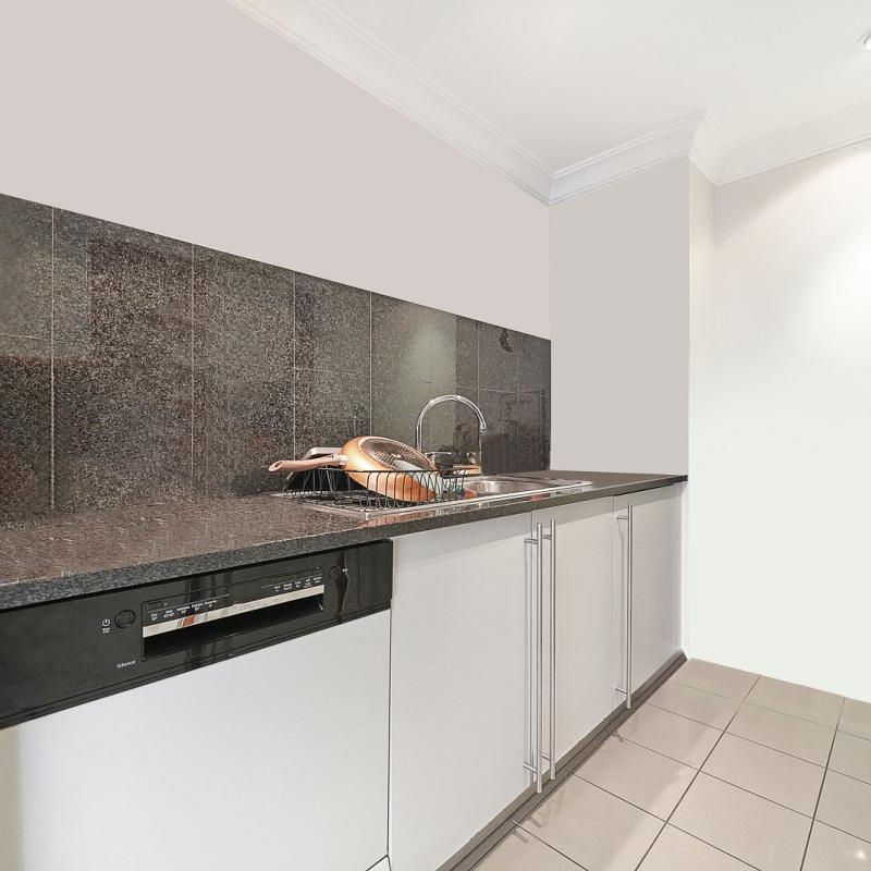 2 bedroom flat in Star Place - Photo 1