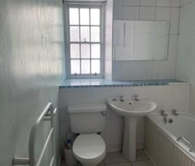 3 bedroom flat to rent - Photo 2