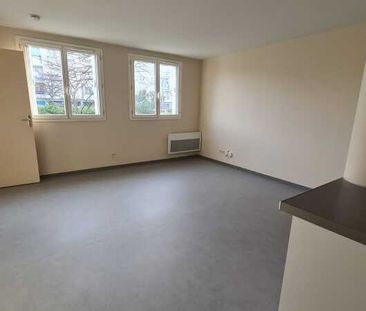 Location Appartement 2 pièces 43m² ORLEANS 45000 - Photo 1