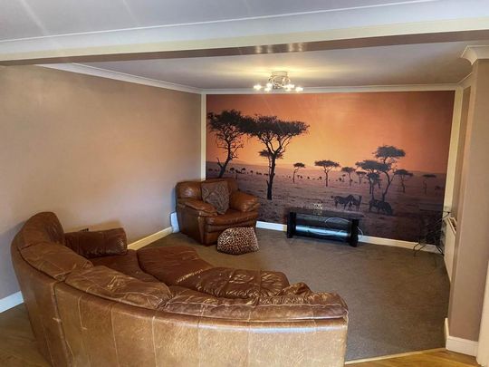 1 bedroom in a house share to rent - Photo 1