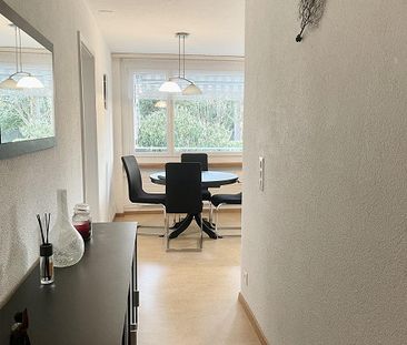 Ruhige 3.5 Zimmer-Wohnung in zentraler Lage - Photo 2