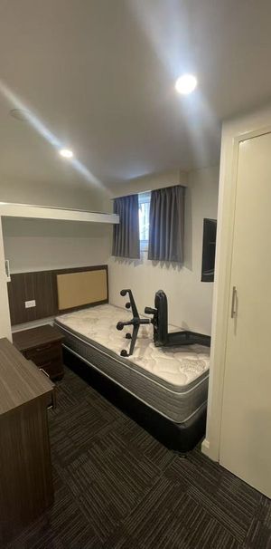 Student Living Made Easy – 2B1B Apartment Near Uni & Shops - Photo 1