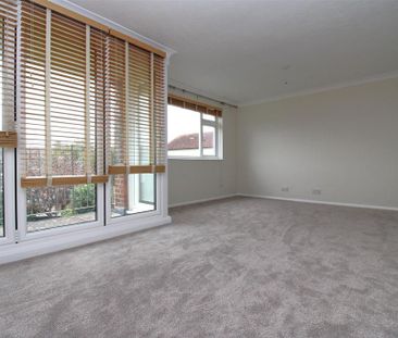 2 bedroom maisonette to rent - Photo 5