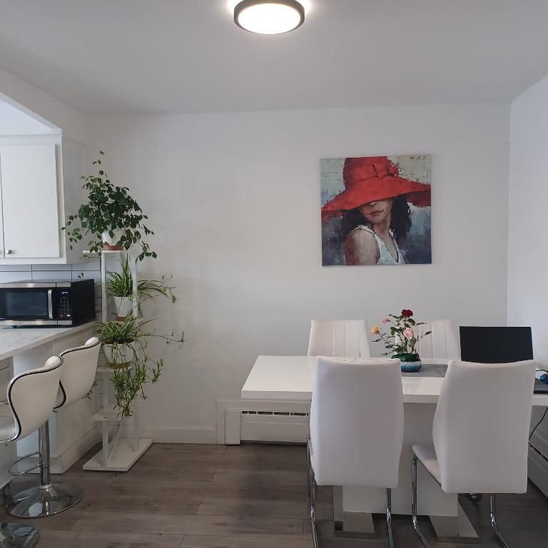 4 1/2 chauffé à louer à Montréal (Nouveau Rosemont) - Photo 1