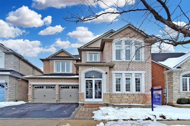 For Lease - 19 Brass Drive, Richmond Hill, Ontario - Photo 1