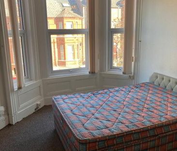 2, 82 Malone Avenue, Belfast, BT9 6ES - Photo 4