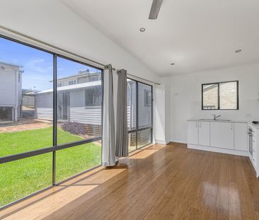 Private Granny Flat - Photo 2