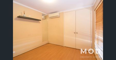 IMMACULATE 2 x 1 ATTADALE VILLA IN GREAT LOCATION - Photo 2