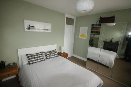 2 bedroom terraced house to rent - Photo 5