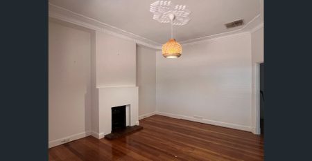 Perfect blend of the old and the new! - Photo 2