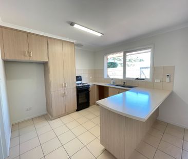 3 Bedroom Family Home - Photo 6