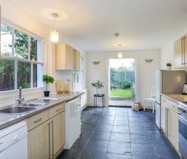 Room in a Shared House, Chiswick, W4 - Photo 3