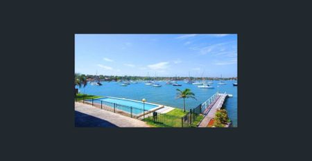 Spacious and modern apartment - Photo 5