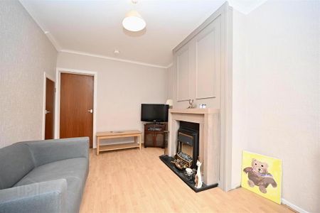 30 Benburb Street, Belfast, BT12 6JG - Photo 2