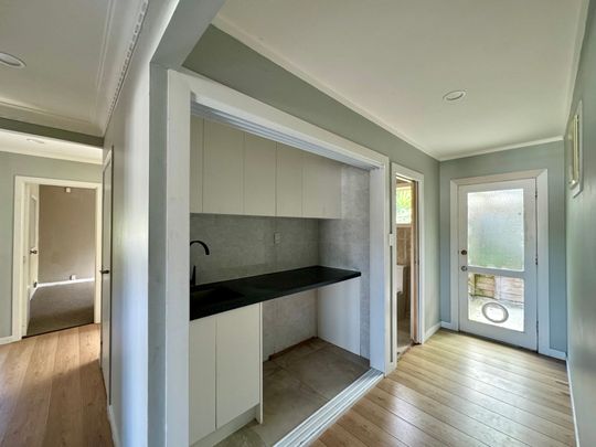 4-BEDROOM IN BOTANY DOWNS - Photo 1