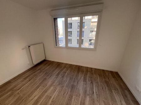 location Appartement T4 DE 78.2m² À BOBIGNY - Photo 4