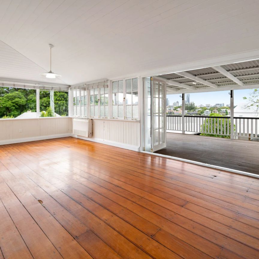 78 Wynnum Road, Norman Park. - Photo 1