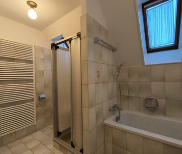 "Attraktive 5-Zimmerwohnung mit Cheminée an bester Lage" - Photo 4