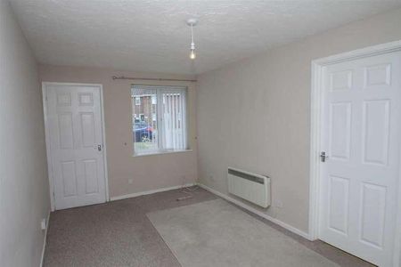 Caterham Close, Clacton-on-sea, CO16 - Photo 5