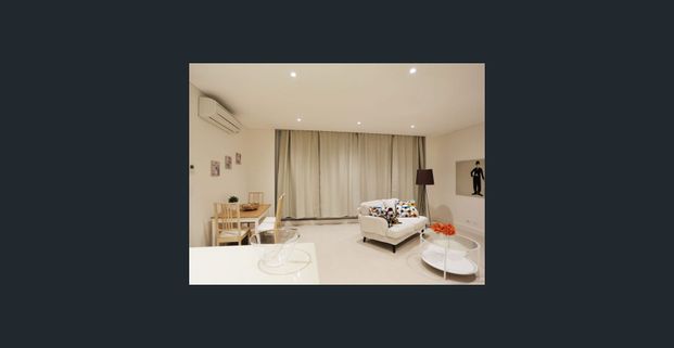 Stunning 1 bedroom plus 1 study for lease - Photo 1