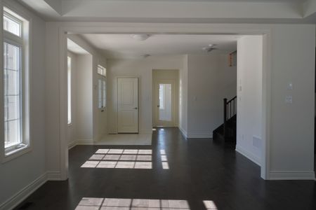 For Lease - 2107 Binbrook Drive, Oshawa, Ontario - Photo 4